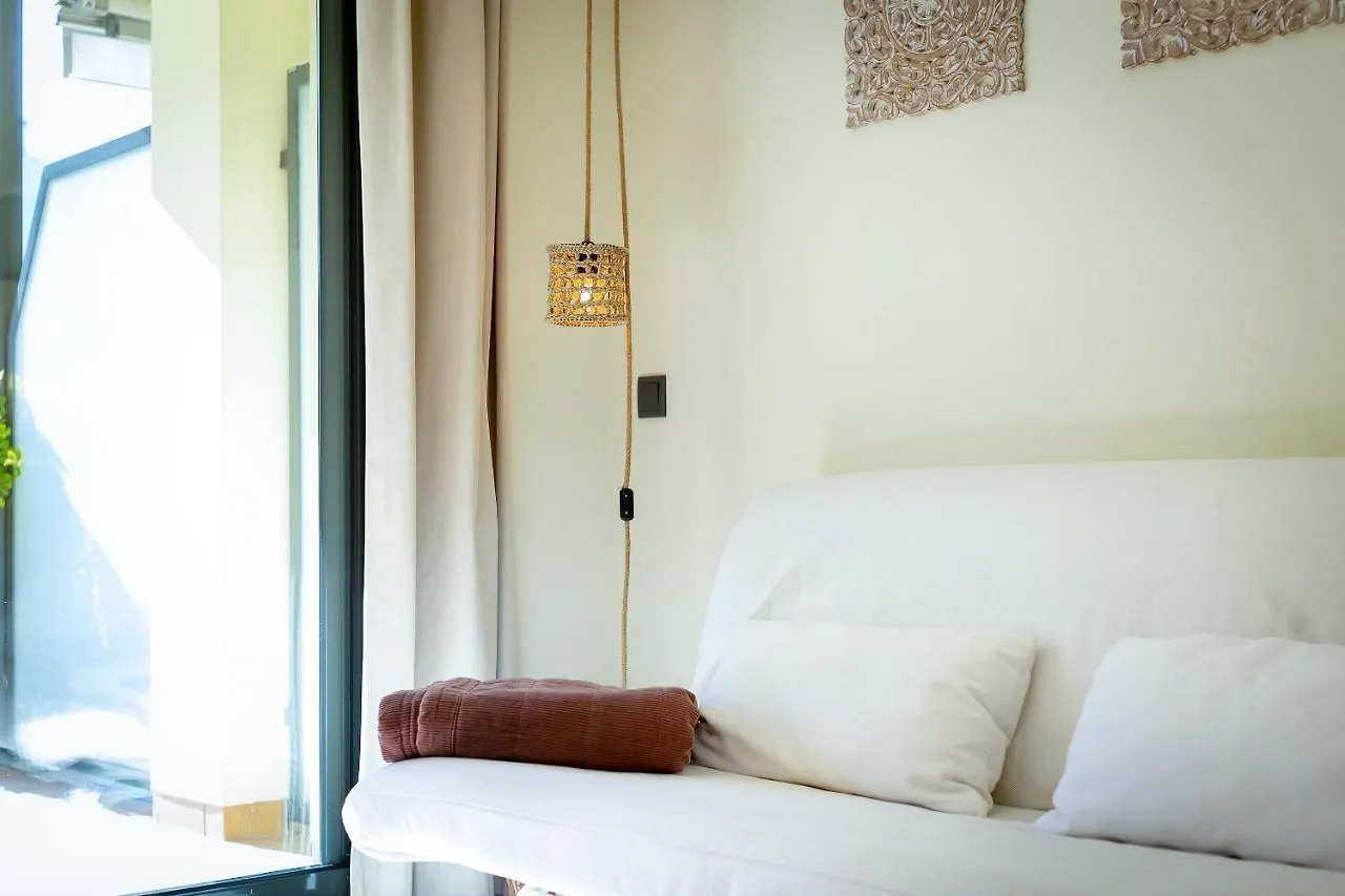 V010 - Milenium - Roses Apartman Spanyolország