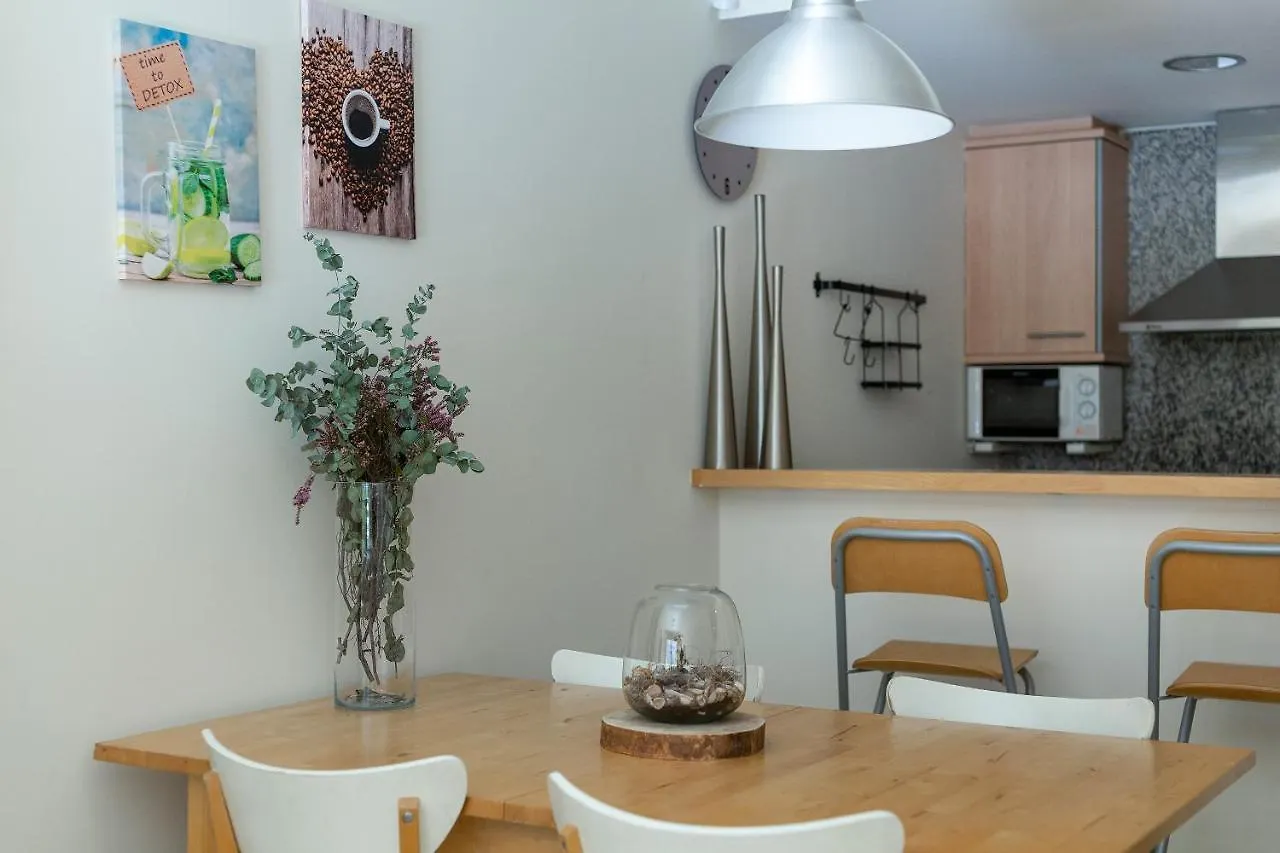V010 - Milenium - Roses Apartman