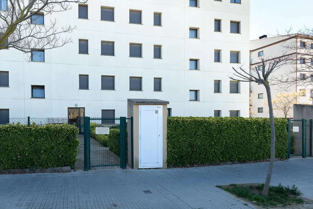 V010 - Milenium - Roses Apartman